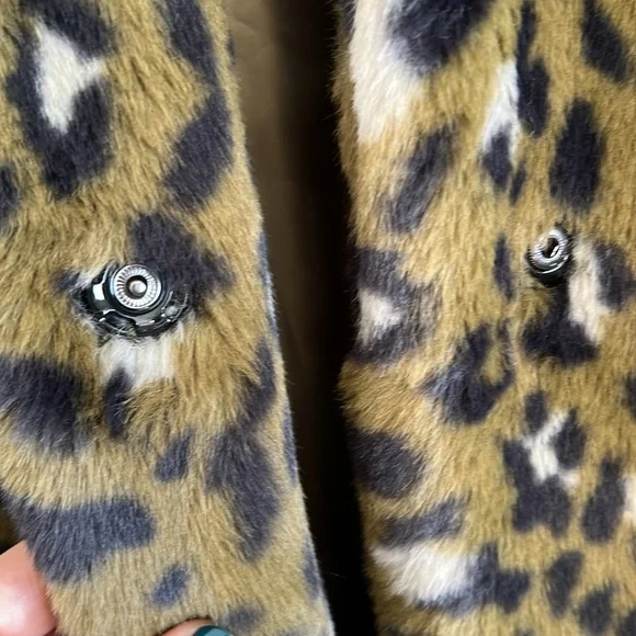 NWT Lucky Brand Faux Fur Long Line Coat green leopard camo size large - Picture 9 of 13